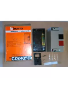 Bticino C07/40 Behälter mit Start-/Stopp-Taste für Schütze und Relais